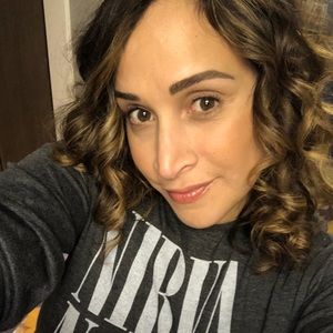 Meet your Posher, Sylvia